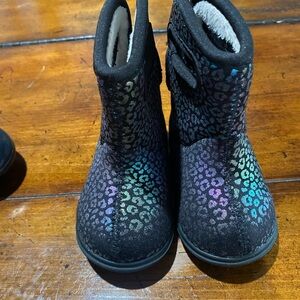 Bogs Black and Rainbow Kids Boots